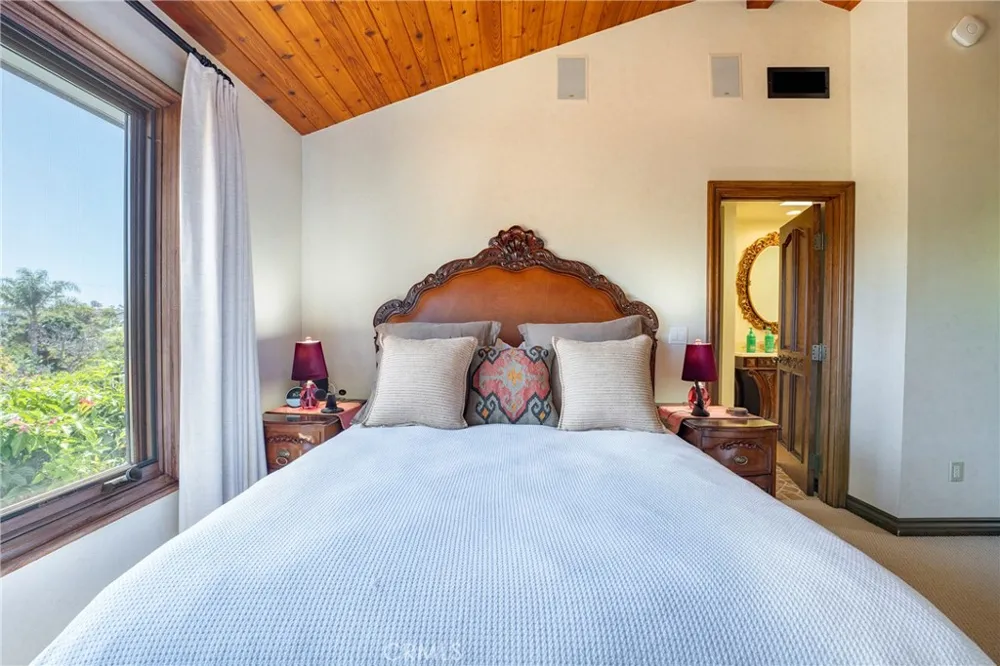 1144 Hermes Encinitas, CA 92024