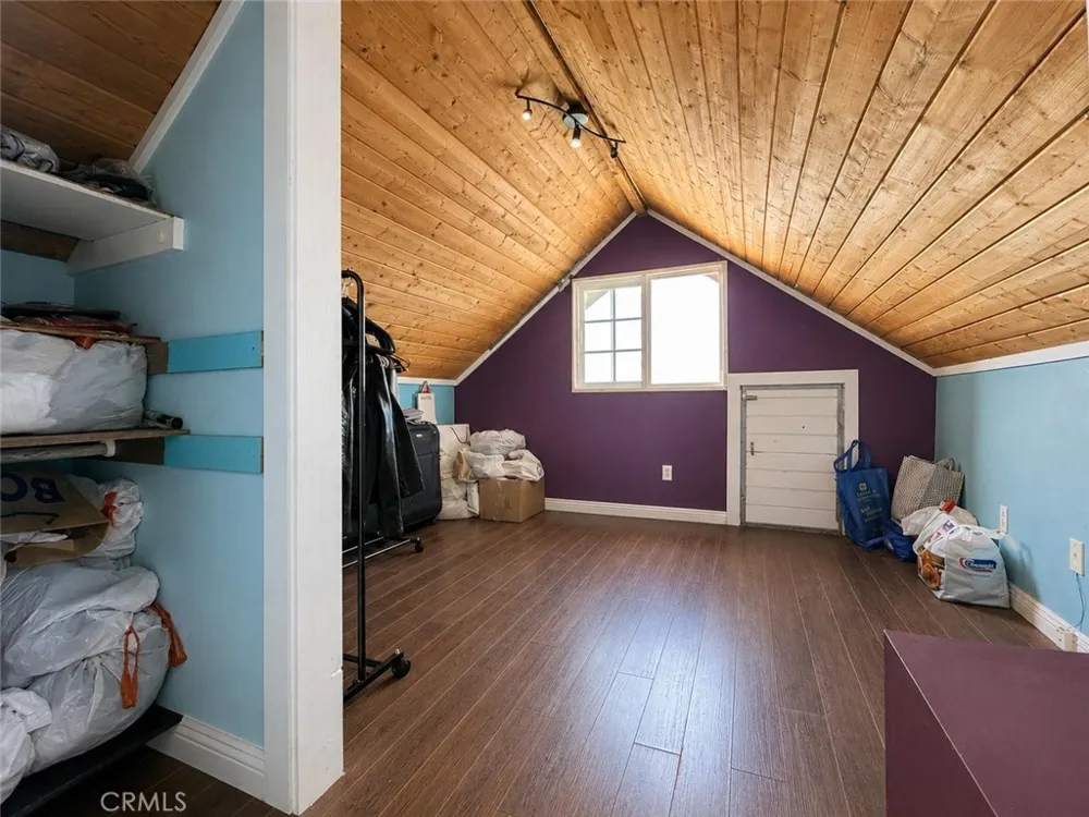 18037 La Puente La Puente, CA 91744