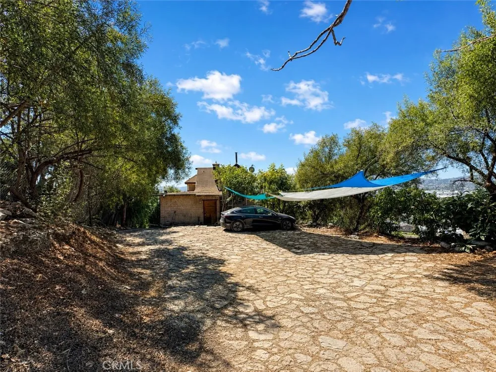 18037 La Puente La Puente, CA 91744