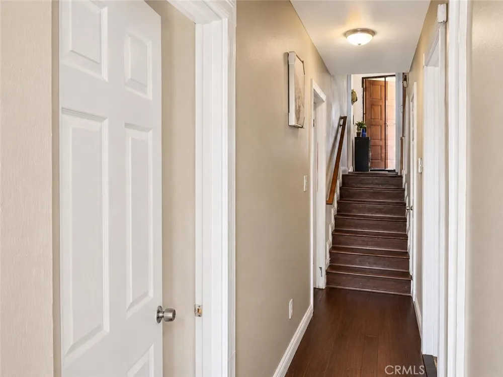 18037 La Puente La Puente, CA 91744