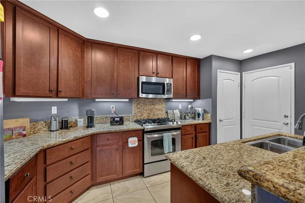 84081 Azzura Indio, CA 92203