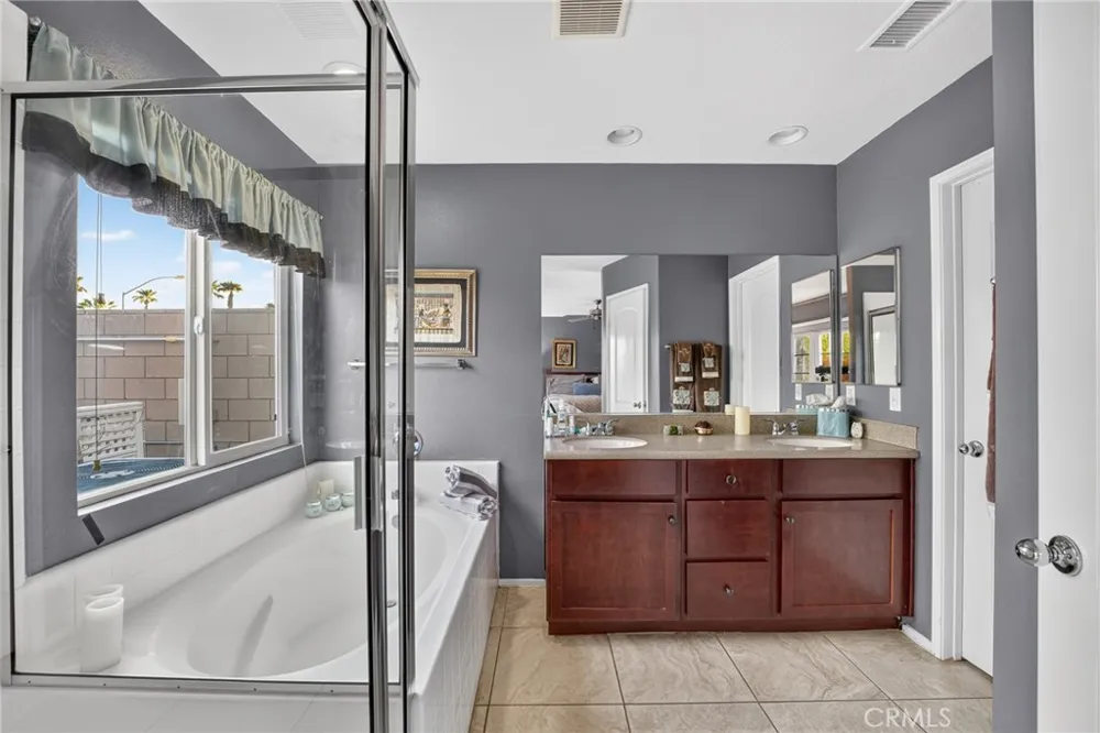 84081 Azzura Indio, CA 92203