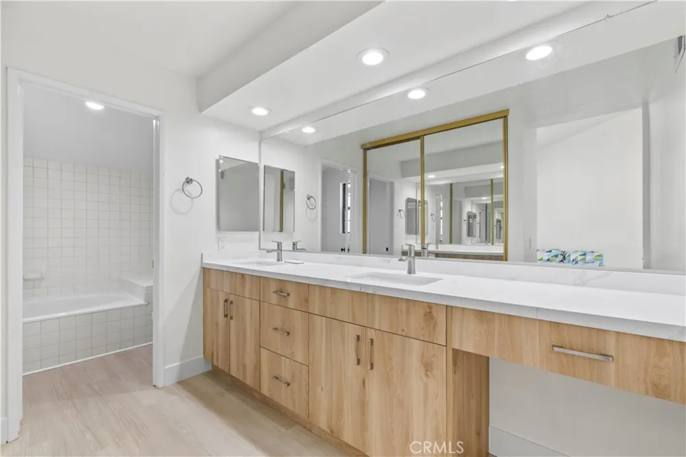 3672 Ivory West Covina, CA 91792