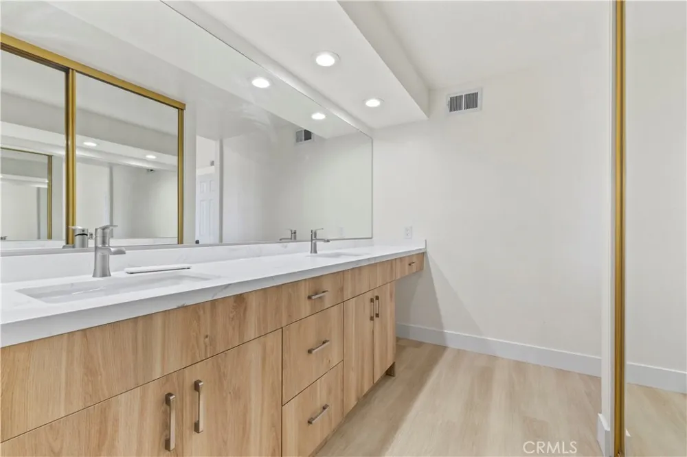 3672 Ivory West Covina, CA 91792