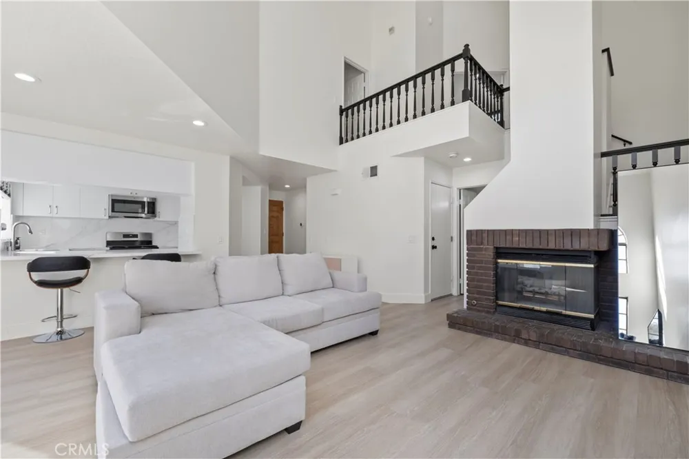 3672 Ivory West Covina, CA 91792
