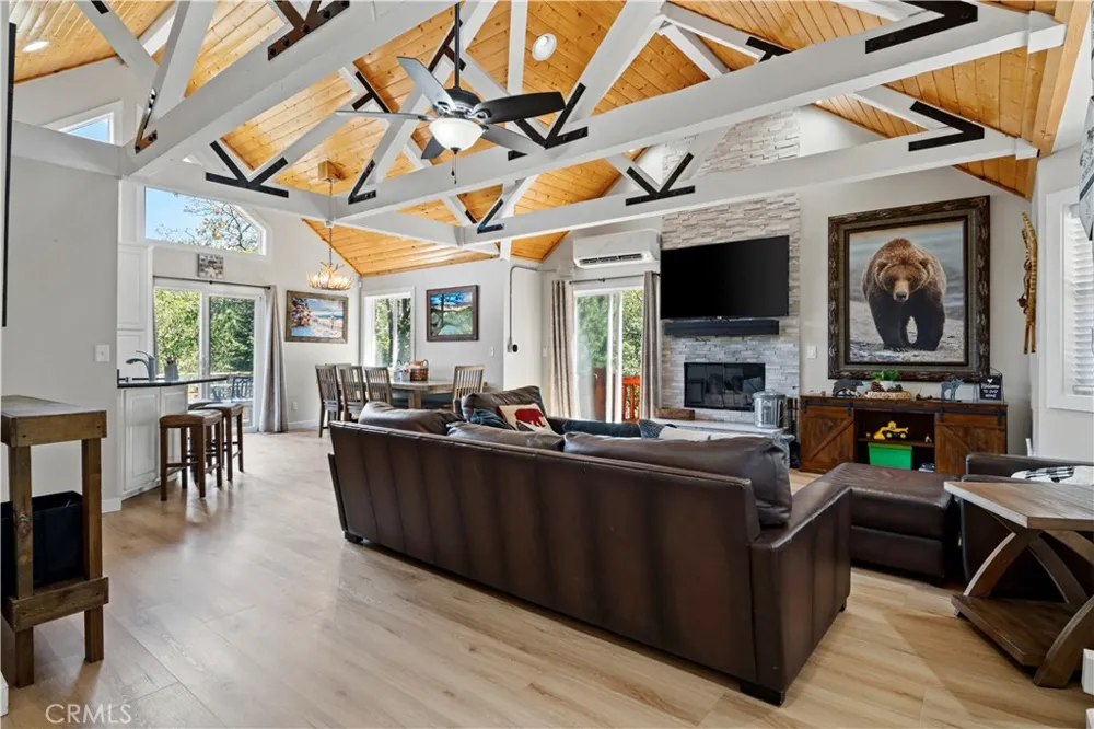 43360 Shasta Rd Big Bear Lake, CA 92315