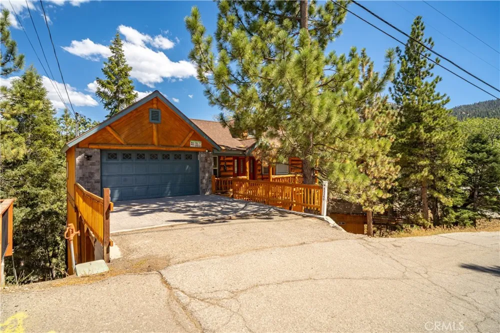 43360 Shasta Rd Big Bear Lake, CA 92315