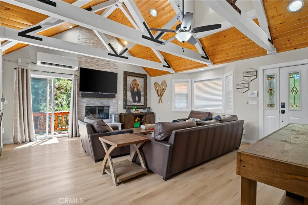 43360 Shasta Rd Big Bear Lake, CA 92315
