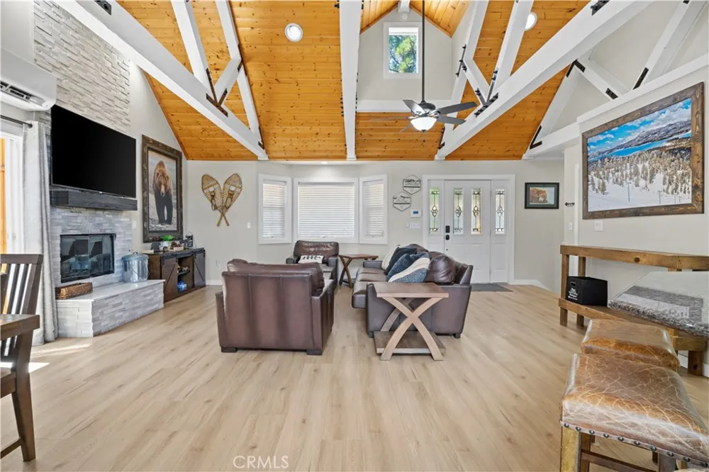 43360 Shasta Rd Big Bear Lake, CA 92315