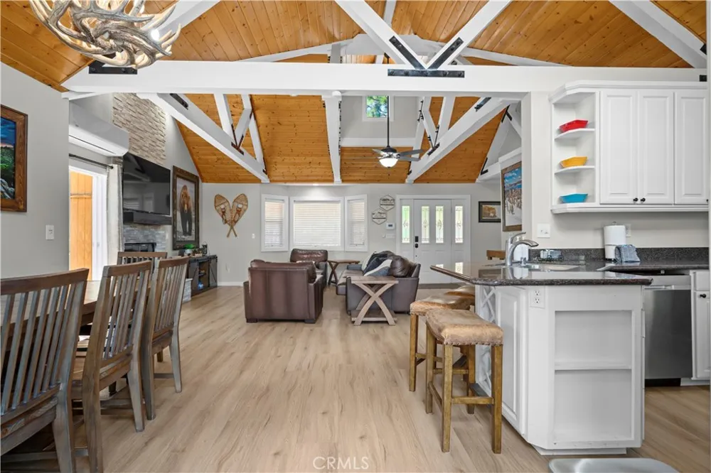 43360 Shasta Rd Big Bear Lake, CA 92315
