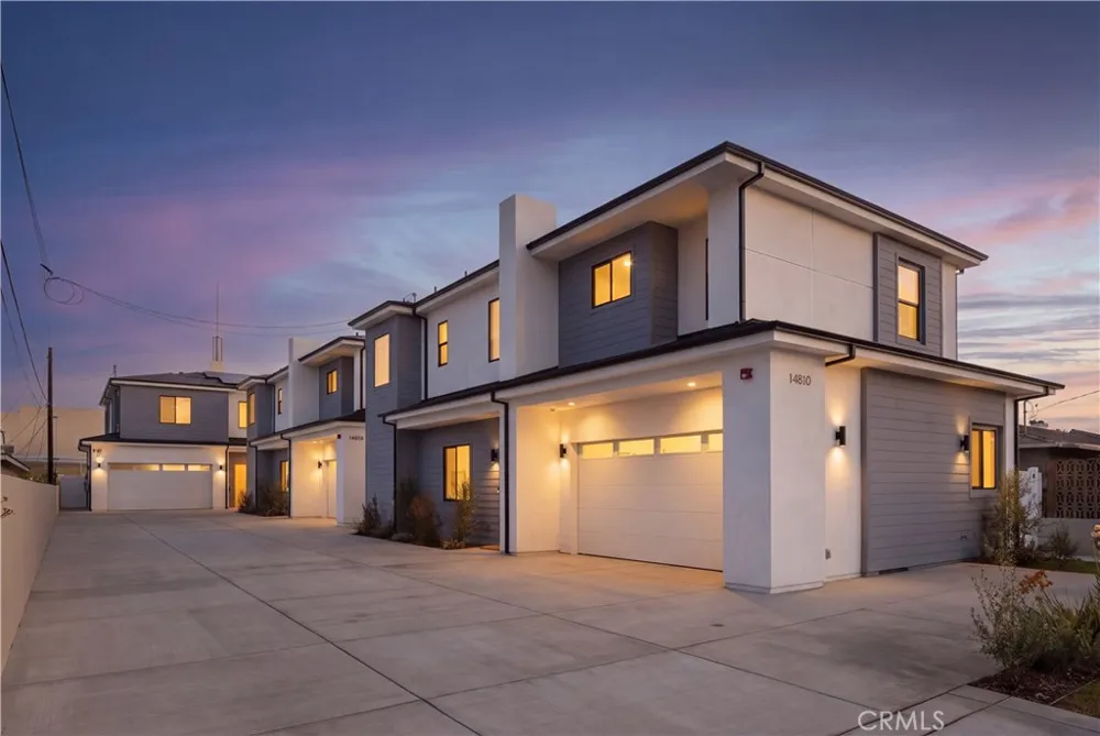 14810 Eastwood Avenue Lawndale, CA 90260
