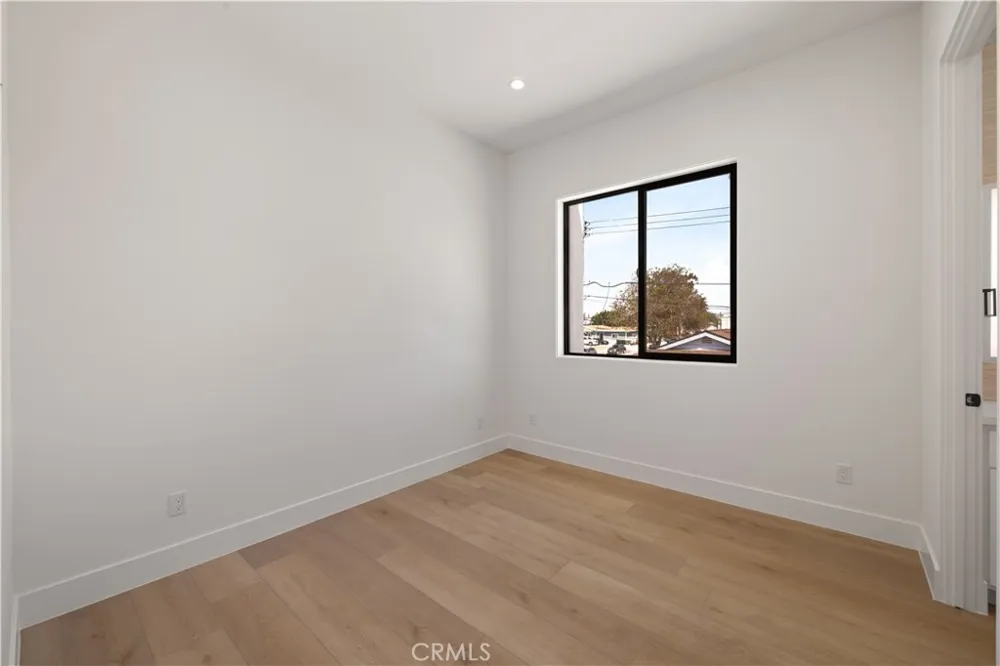 14810 Eastwood Avenue Lawndale, CA 90260
