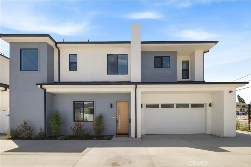 14810 Eastwood Avenue Lawndale, CA 90260