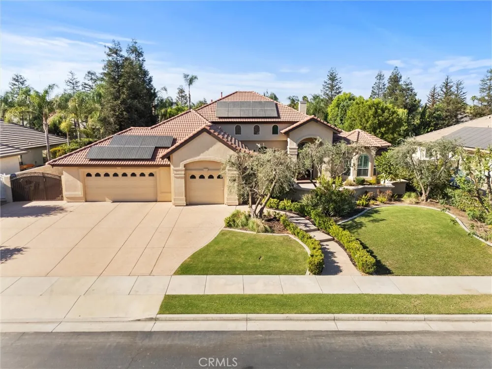 12614 Clay Creek Court Bakersfield, CA 93312