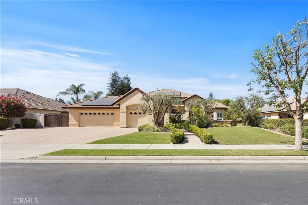 12614 Clay Creek Court Bakersfield, CA 93312