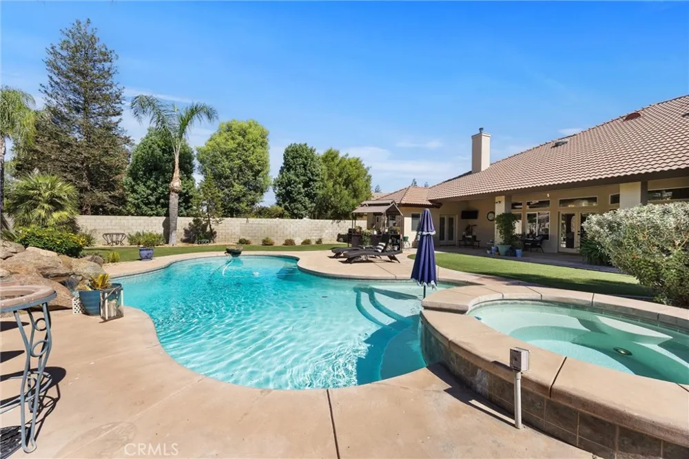 12614 Clay Creek Court Bakersfield, CA 93312