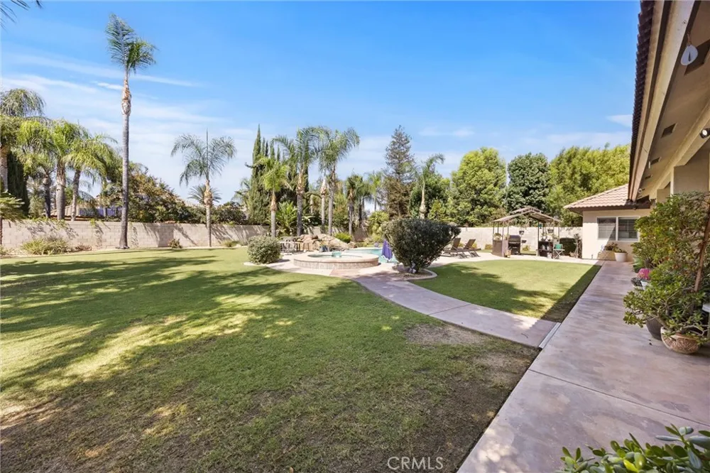 12614 Clay Creek Court Bakersfield, CA 93312