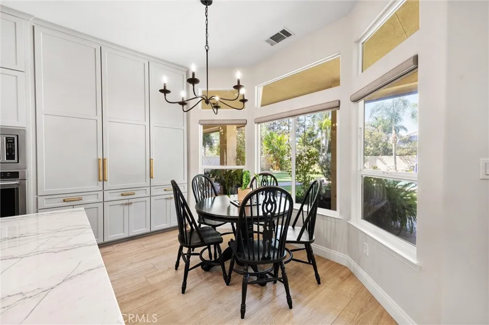 12614 Clay Creek Court Bakersfield, CA 93312