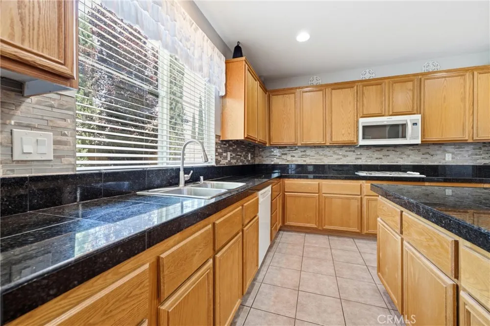 40741 Turnberry Court Palmdale, CA 93551