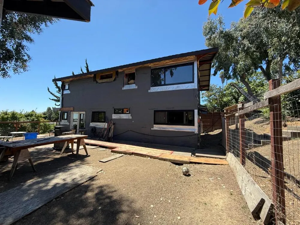 87 Lawrence Avenue Watsonville, CA 95076