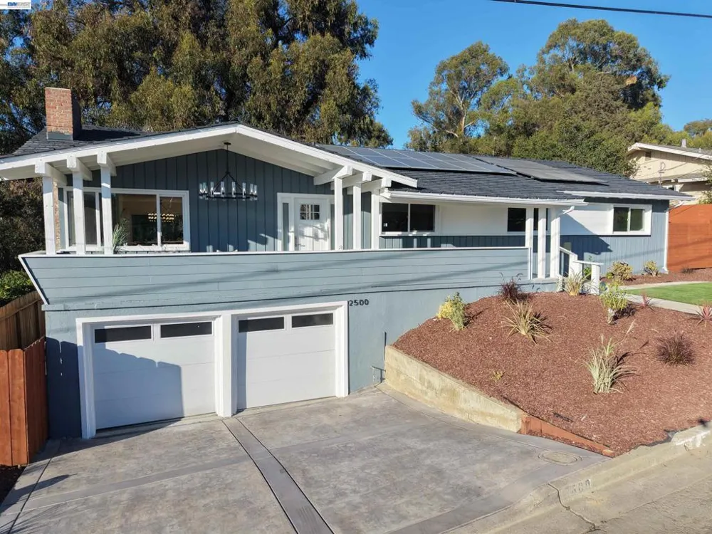 2500 Lancaster Ct Hayward, CA 94542