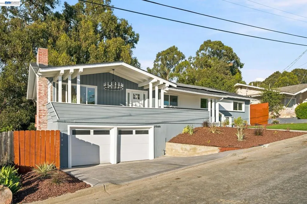 2500 Lancaster Ct Hayward, CA 94542