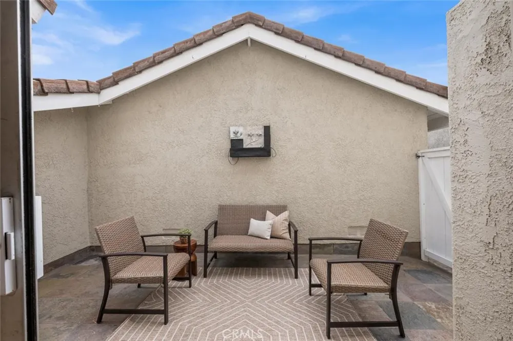 152 Greenmoor #64 Irvine, CA 92614
