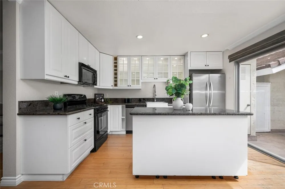 152 Greenmoor #64 Irvine, CA 92614