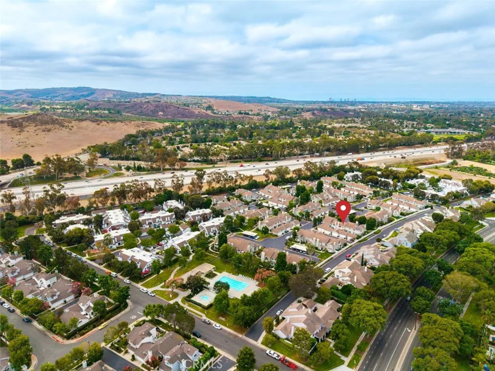 152 Greenmoor #64 Irvine, CA 92614