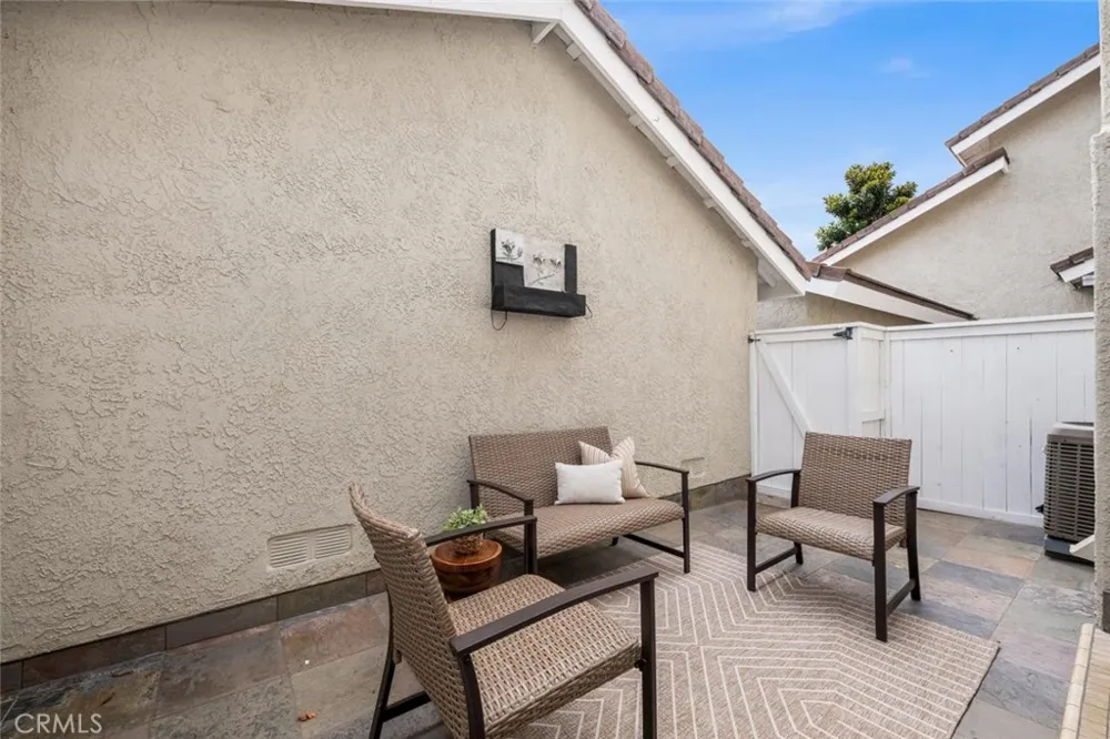 152 Greenmoor #64 Irvine, CA 92614