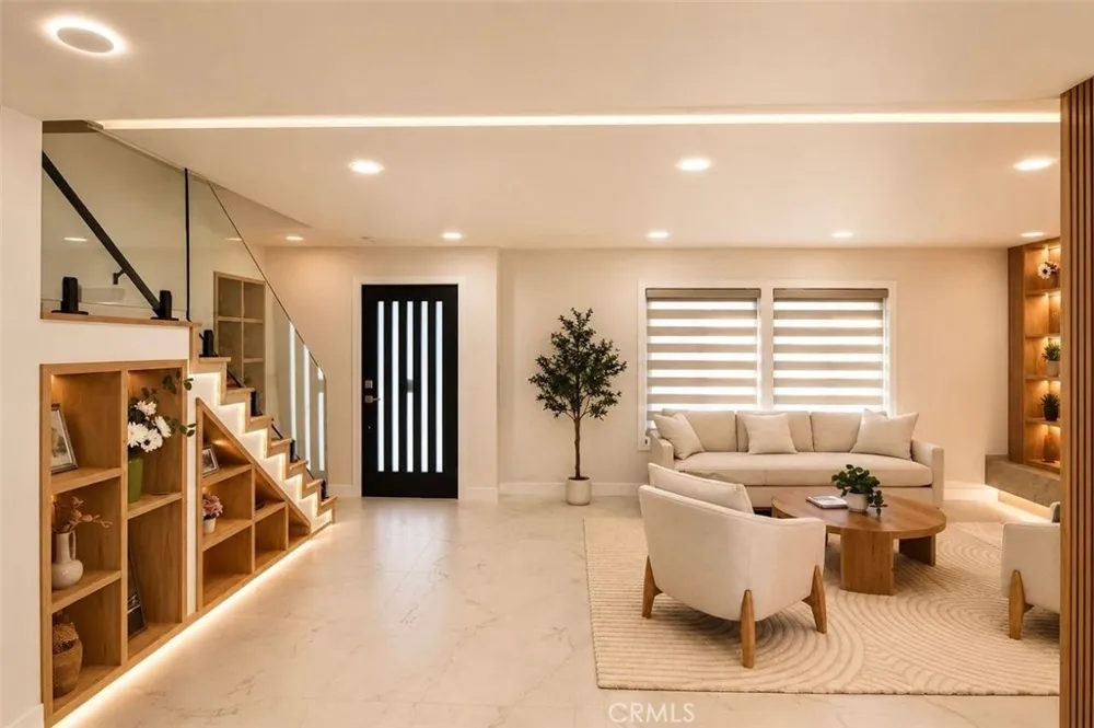 9444 La Estrella Ave Fountain Valley, CA 92708