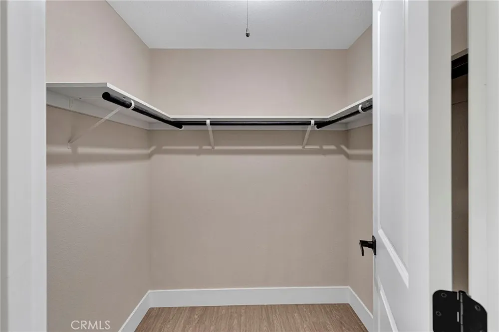 9283 Atsina Phelan, CA 92371