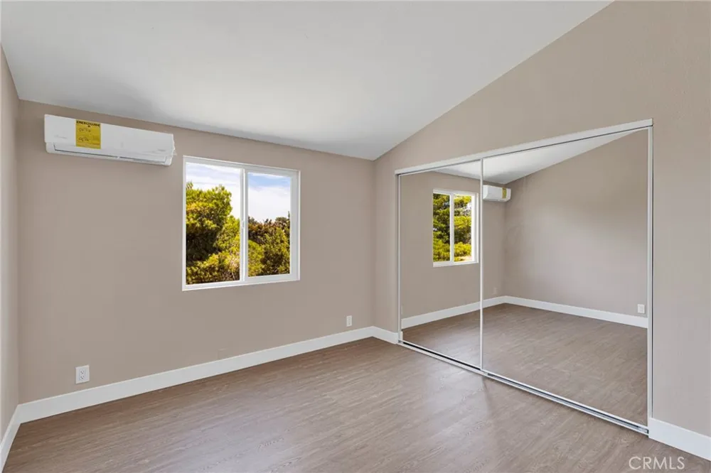9283 Atsina Phelan, CA 92371