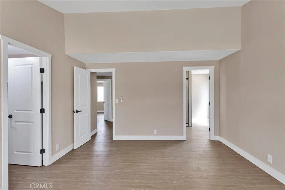 9283 Atsina Phelan, CA 92371