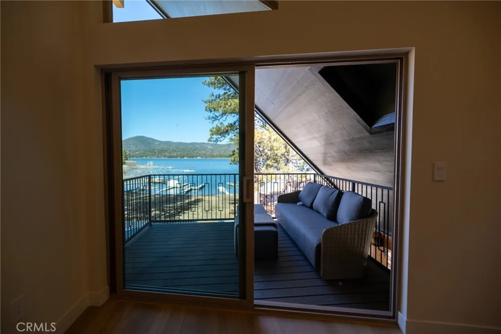 40260 Lakeview Big Bear Lake, CA 92315