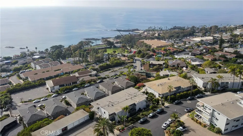 21722 Ocean Vista #C Laguna Beach, CA 92651