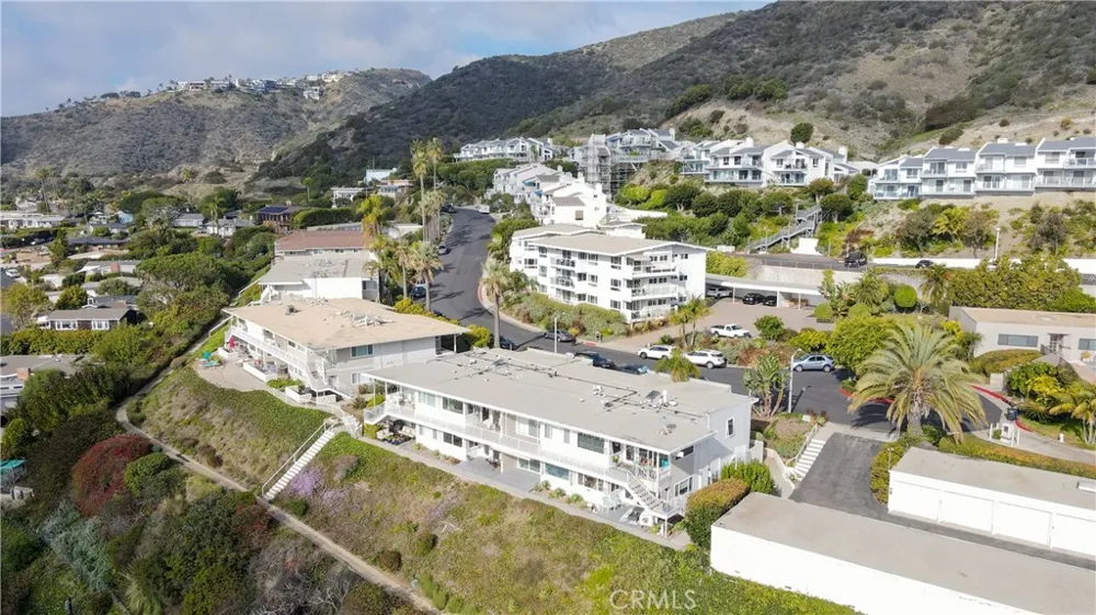 21722 Ocean Vista #C Laguna Beach, CA 92651