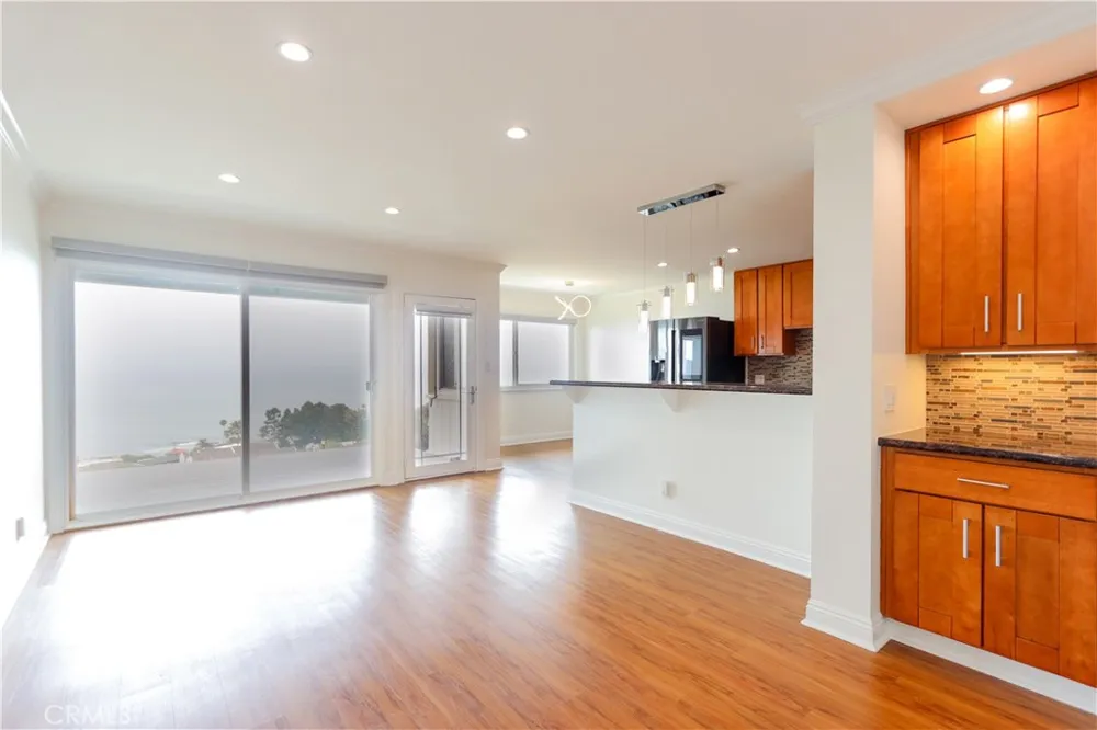 21722 Ocean Vista #C Laguna Beach, CA 92651