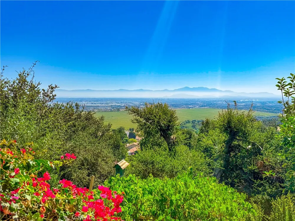 15429 Turquoise Chino Hills, CA 91709