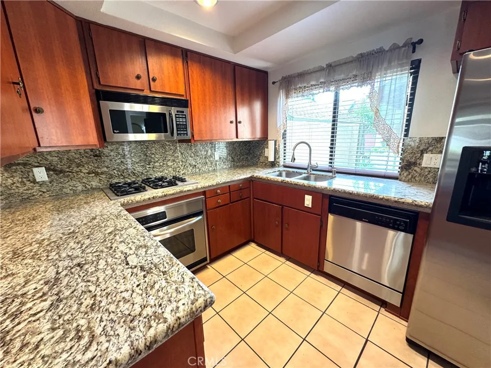530 Berry La Habra, CA 90631