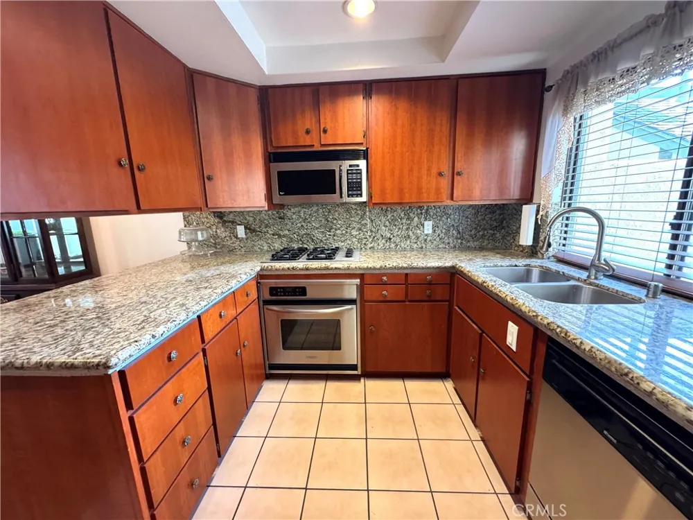 530 Berry La Habra, CA 90631