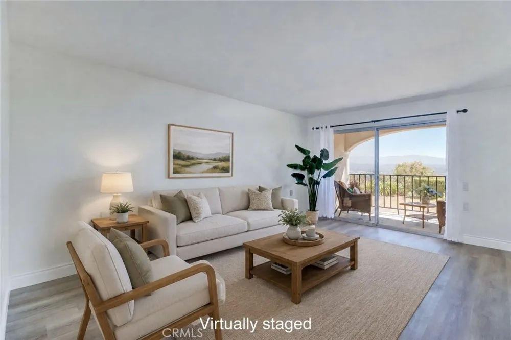 4015 Calle Sonora Oeste #1F Laguna Woods, CA 92637