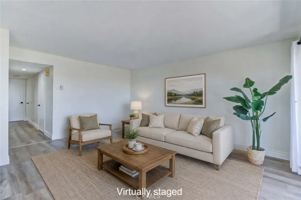 4015 Calle Sonora Oeste #1F Laguna Woods, CA 92637