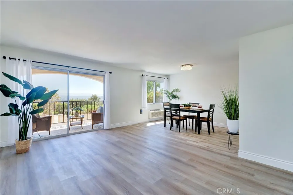 4015 Calle Sonora Oeste #1F Laguna Woods, CA 92637
