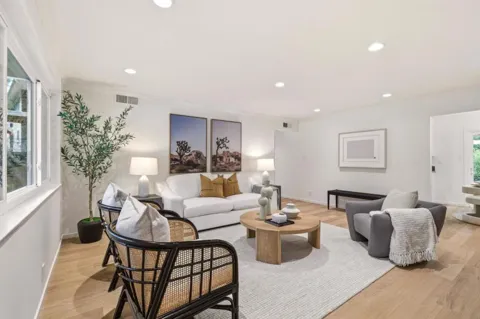 25 Willow Road #47