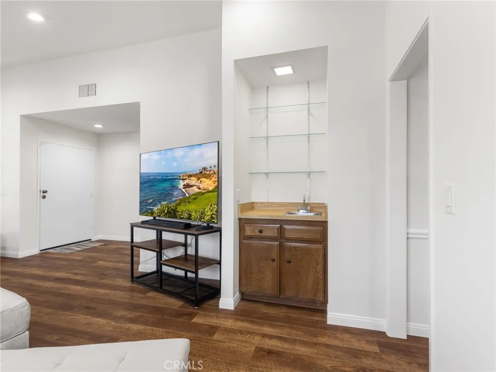 812 Martinique Placentia, CA 92870
