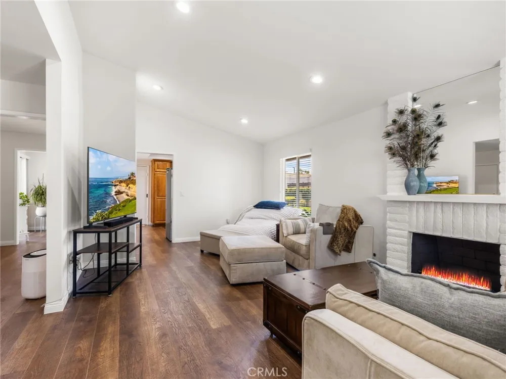 812 Martinique Placentia, CA 92870