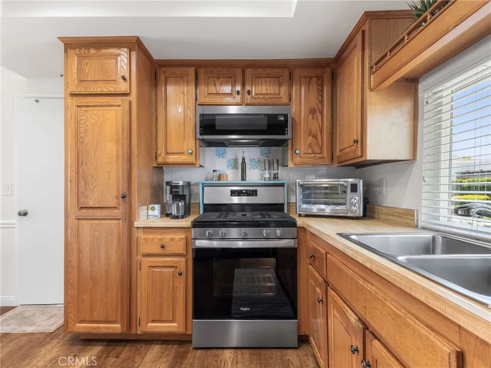 812 Martinique Placentia, CA 92870
