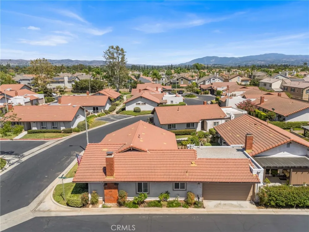 812 Martinique Placentia, CA 92870