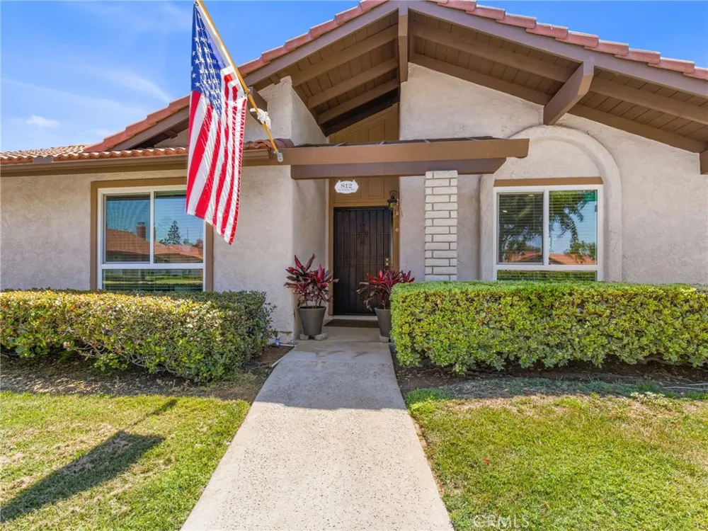 812 Martinique Placentia, CA 92870